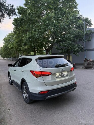 Hyundai Santa Fe-8