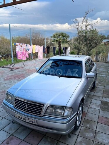 Mercedes C 220-8
