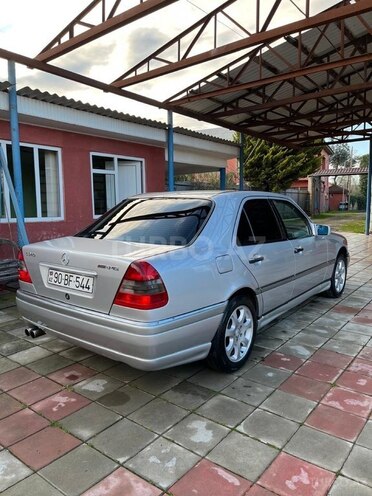 Mercedes C 220-7