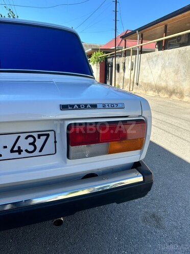 LADA (VAZ) 2107-4