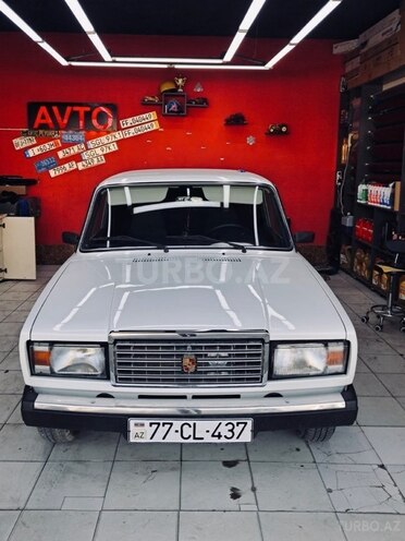 LADA (VAZ) 2107-8