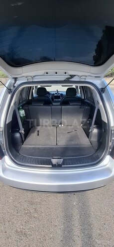 Kia Carens-6