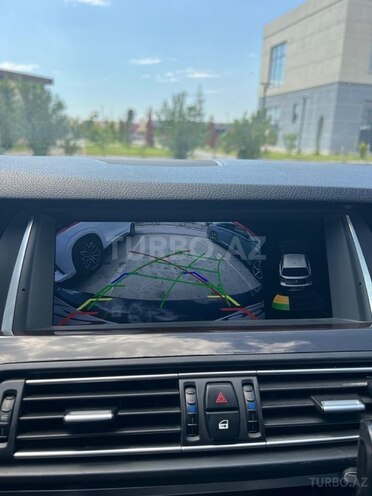 BMW 520d-13