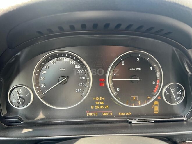 BMW 520d-11
