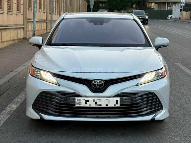 Toyota Camry-5
