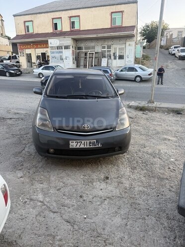 Toyota Prius-1
