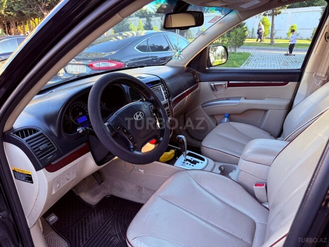 Hyundai Santa Fe-10