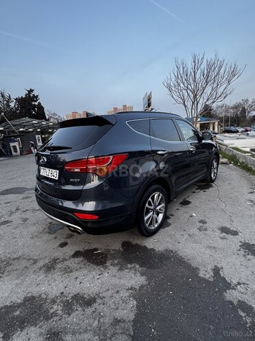 Hyundai Santa Fe-4