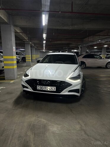 Hyundai Sonata-1