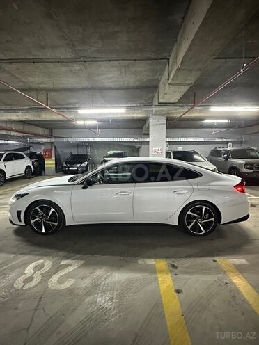 Hyundai Sonata-9