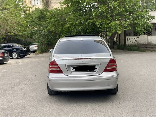 Mercedes C 240-3