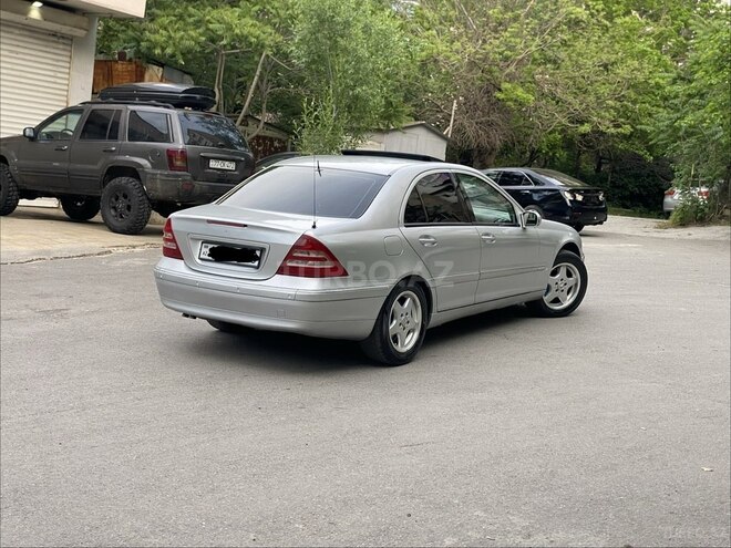 Mercedes C 240-4