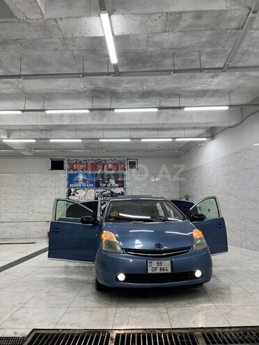 Toyota Prius-1