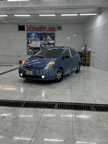 Toyota Prius-11