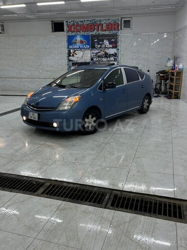 Toyota Prius-13