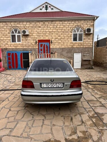 BMW 523-6