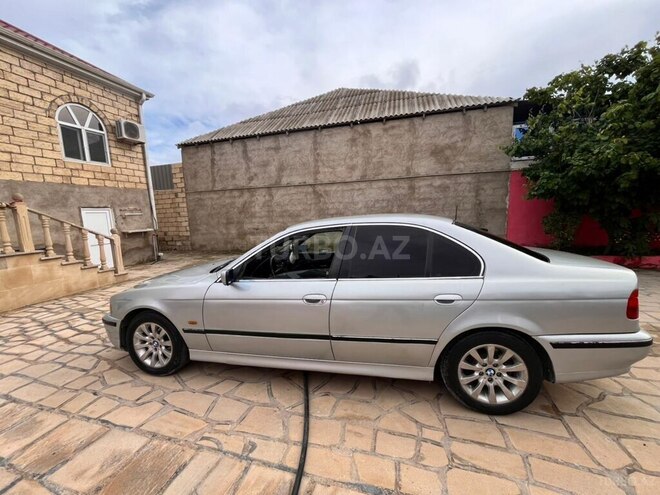 BMW 523-7
