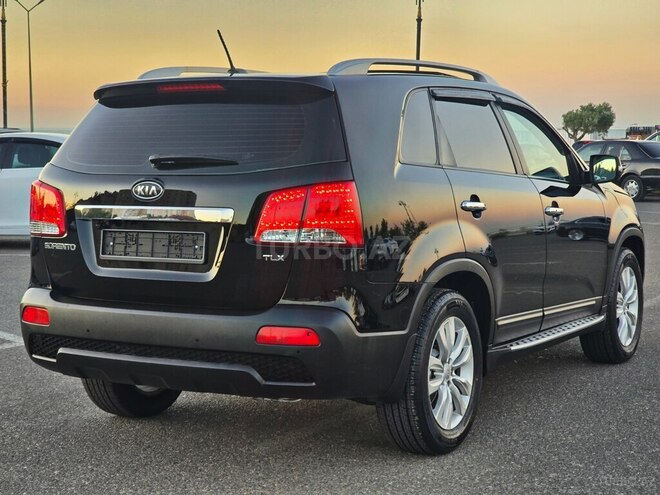 Kia Sorento-7