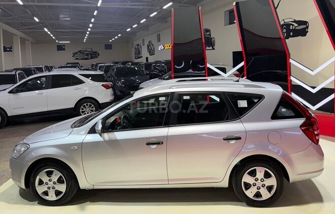 Kia Ceed SW-6