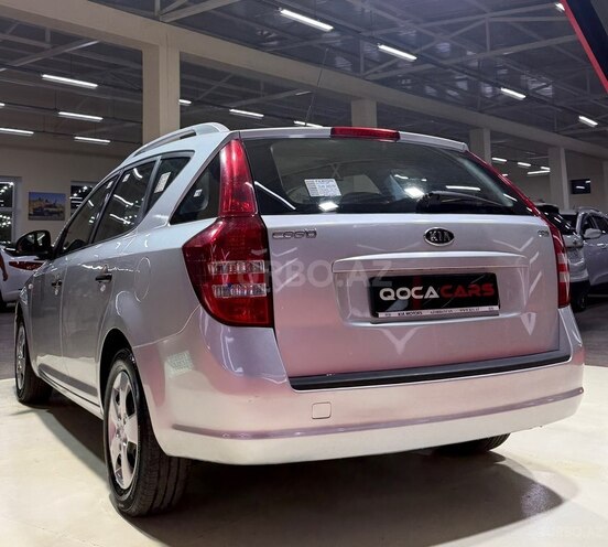 Kia Ceed SW-10