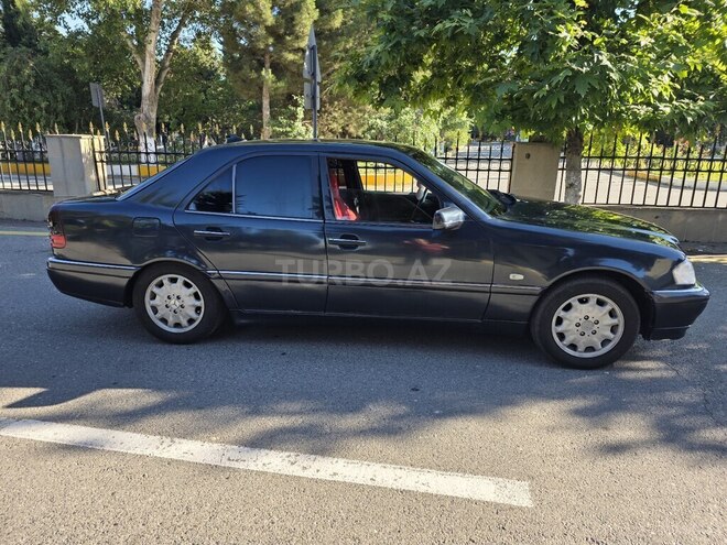 Mercedes C 180-5