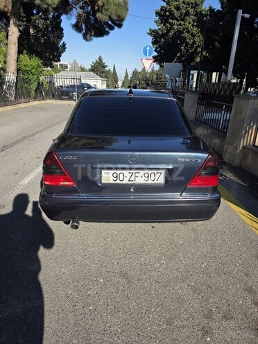 Mercedes C 180-4