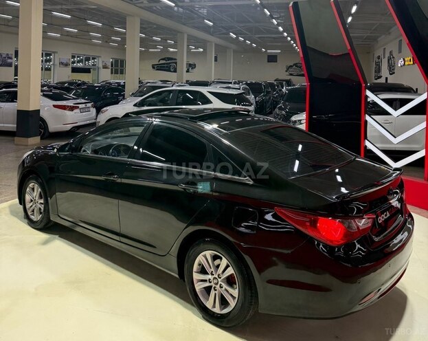 Hyundai Sonata-7