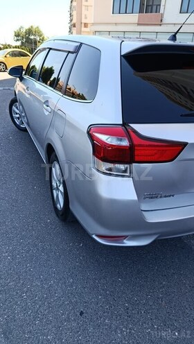 Toyota Corolla Fielder-10