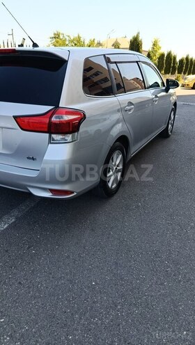 Toyota Corolla Fielder-9