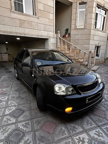 Chevrolet Lacetti-2
