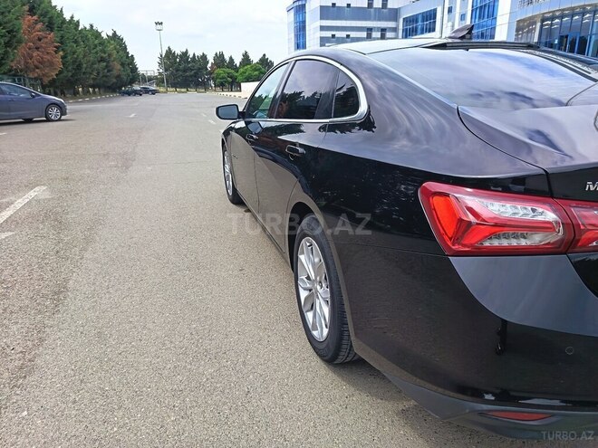 Chevrolet Malibu-7
