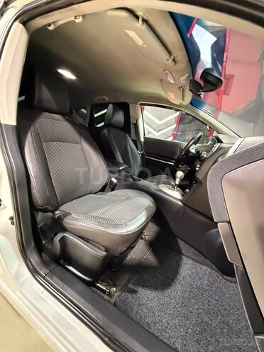 Nissan Qashqai-17