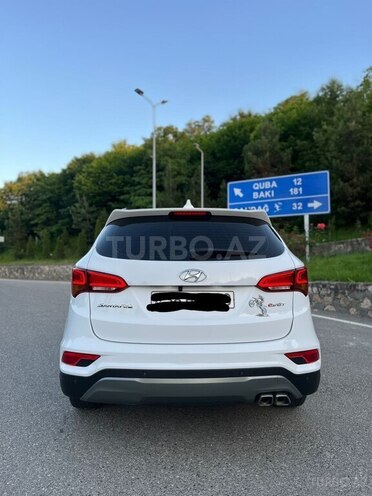 Hyundai Santa Fe-4