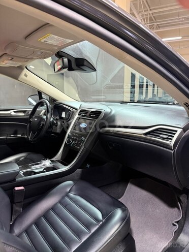 Ford Fusion (North America)-13