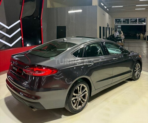 Ford Fusion (North America)-6