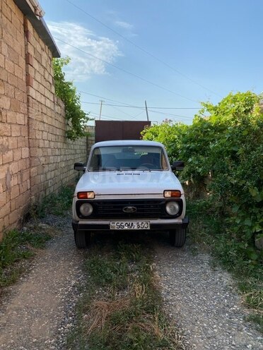 LADA (VAZ) Niva-1