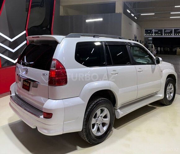 Toyota Land Cruiser Prado-7