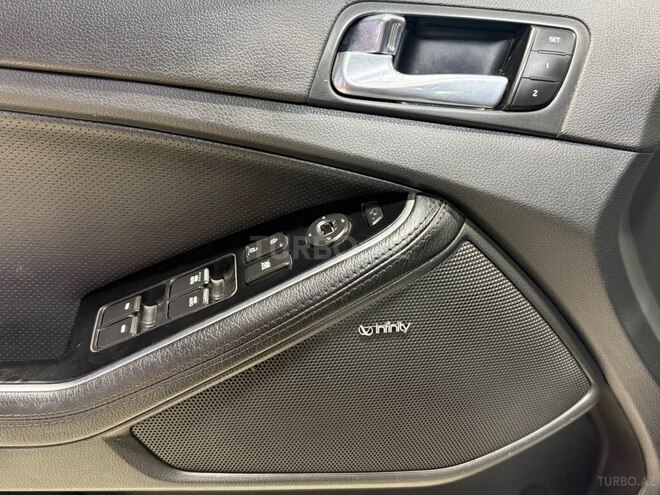 Kia Optima-23