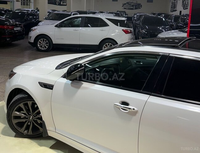 Kia Optima-11