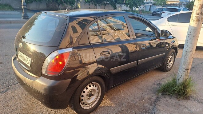 Kia Rio-6