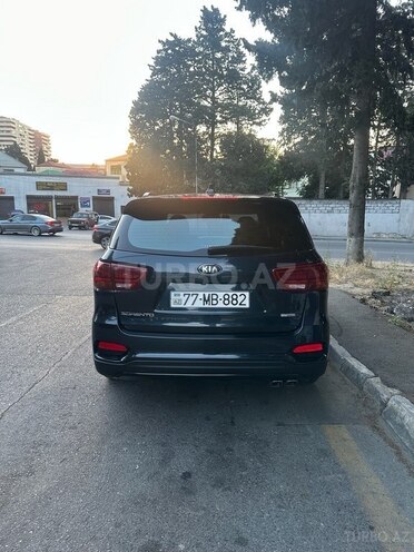 Kia Sorento-7