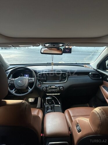 Kia Sorento-14