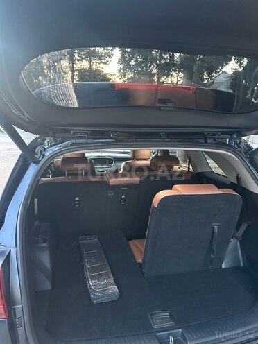 Kia Sorento-9