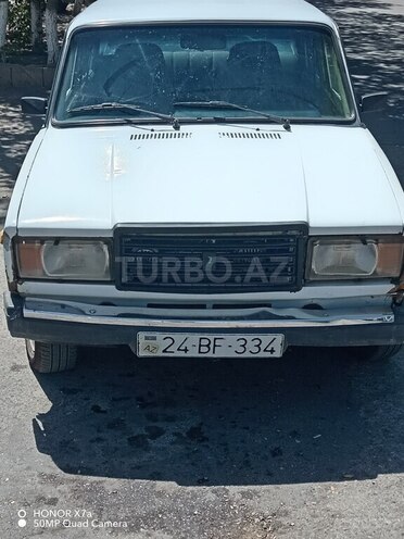 LADA (VAZ) 2107-1