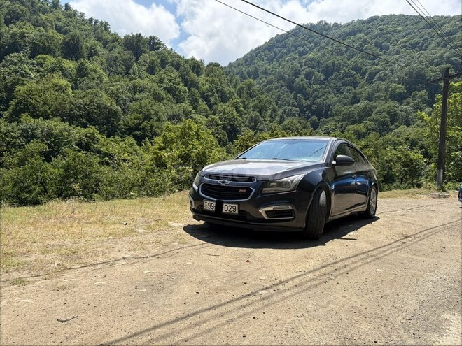 Chevrolet Cruze-2