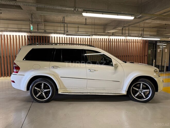 Mercedes GL 500 4MATIC-3