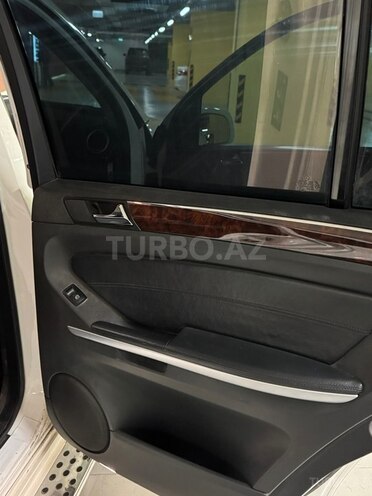 Mercedes GL 500 4MATIC-9