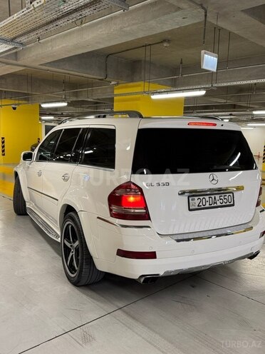 Mercedes GL 500 4MATIC-6