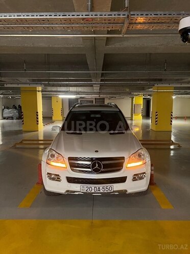 Mercedes GL 500 4MATIC-1