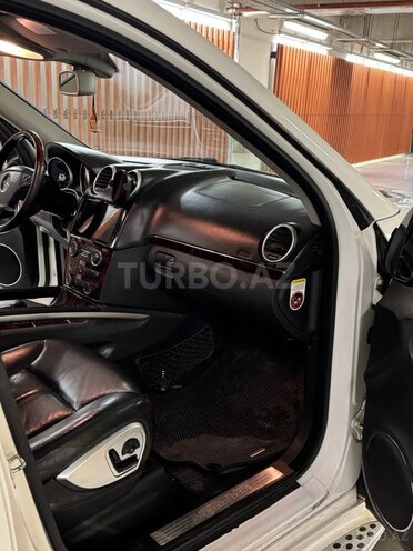 Mercedes GL 500 4MATIC-11
